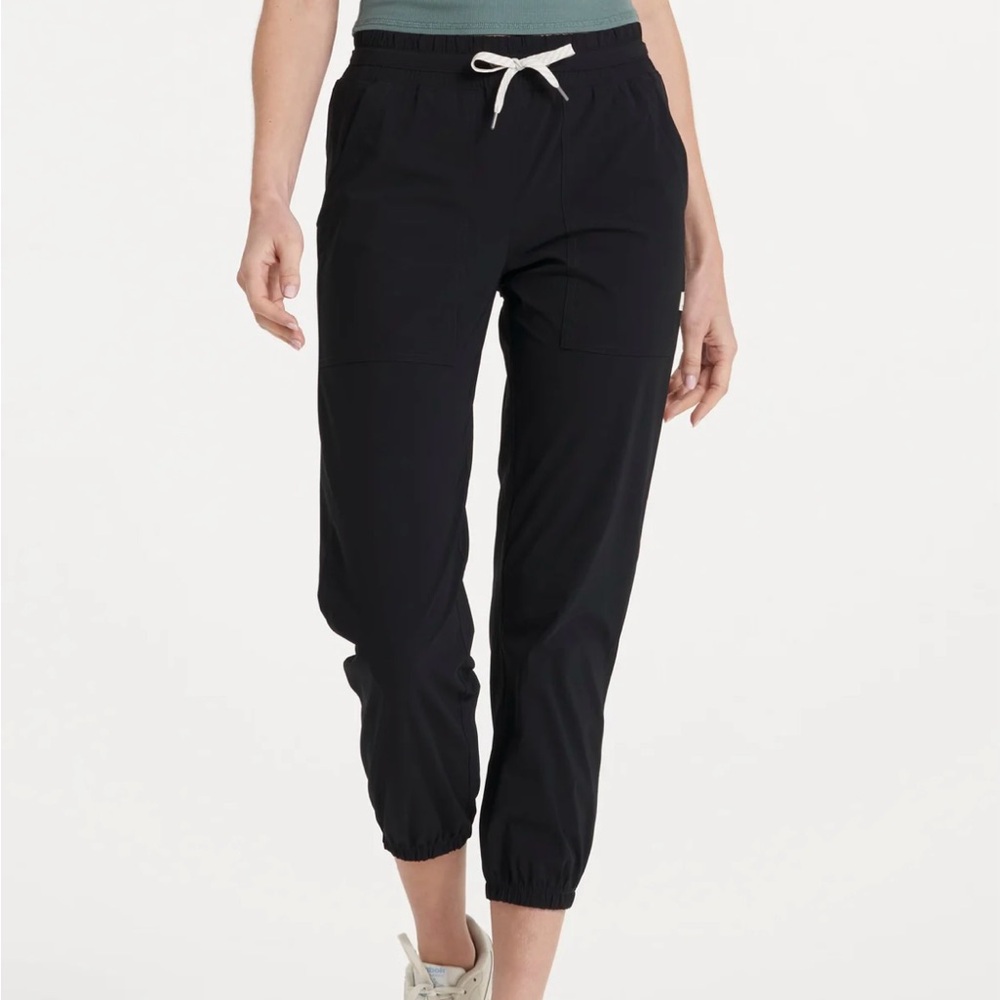 Vuori Miles Jogger - Black